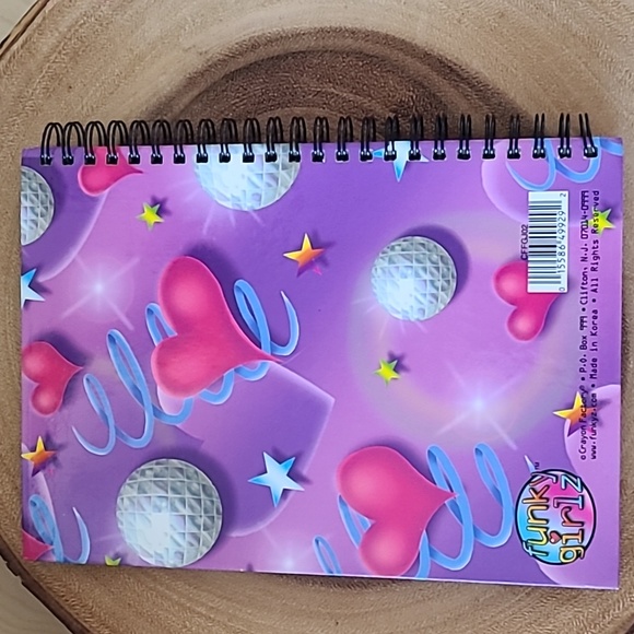 Like new Vintage funky girlz notebook - Picture 3 of 4
